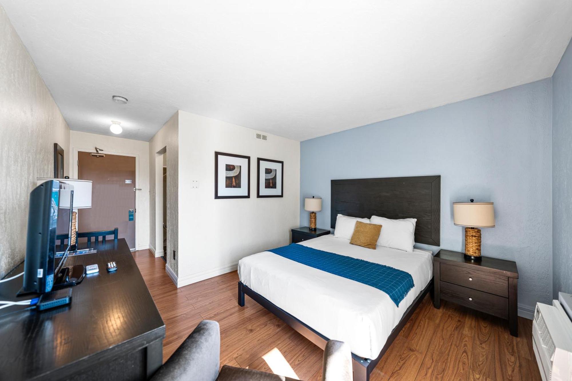 Shores Inn & Hotel Шедиак Екстериор снимка