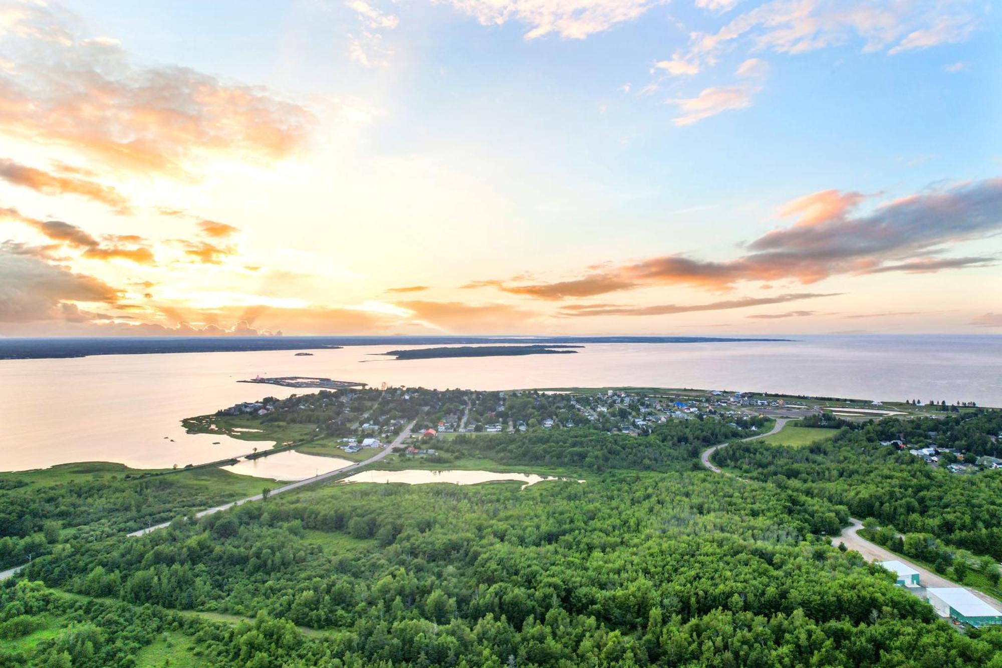 Shores Inn & Hotel Шедиак Екстериор снимка