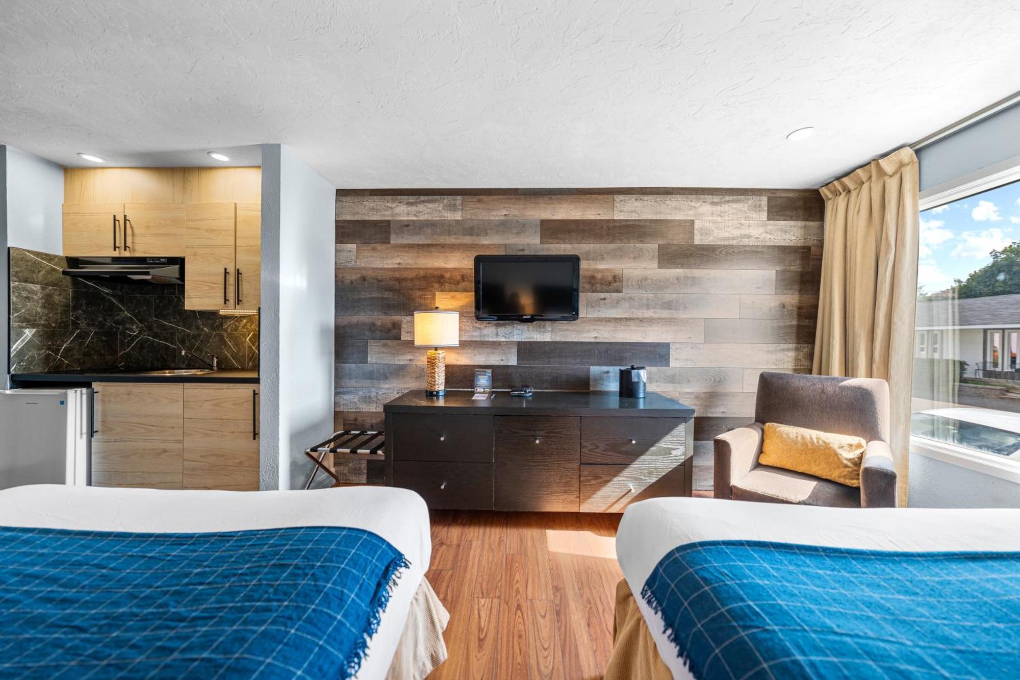 Shores Inn & Hotel Шедиак Екстериор снимка